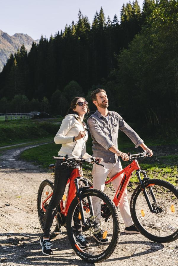 Traumhotel Alpina Superior --luxushotel Mit Badesee (adults Only) Hotel