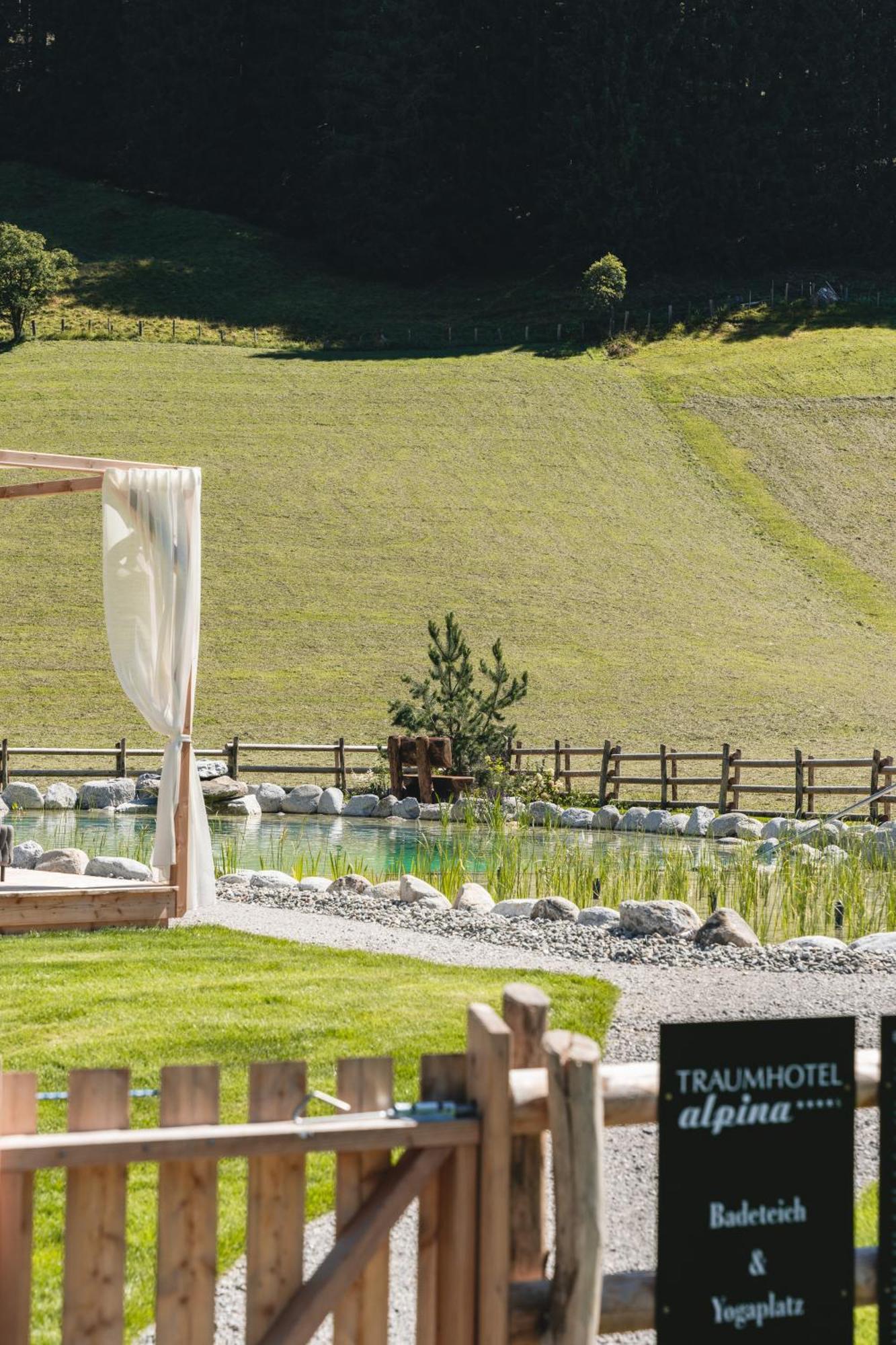 Traumhotel Alpina Superior --luxushotel Mit Badesee (adults Only) 5* Gerlos